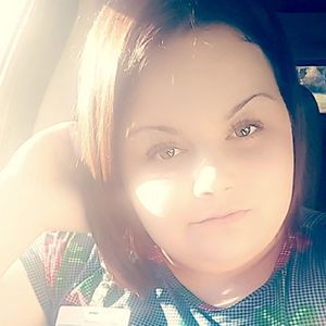 Meet your Posher, Earlina